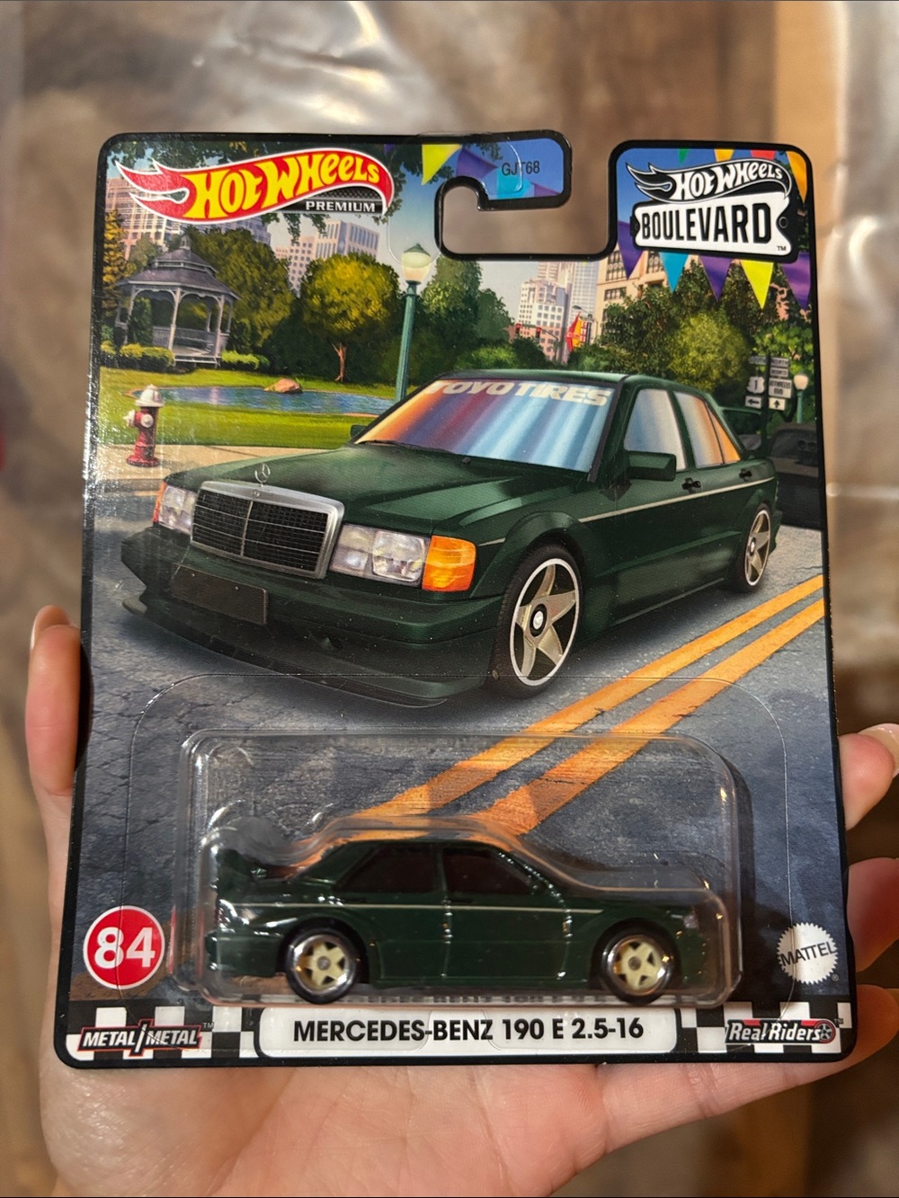Hot Wheels Boulevard Mercedes-Benz 190 E 2.5-16 in Dark Green